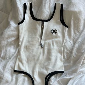 Chanel vintage white ribbed body suit with zipper